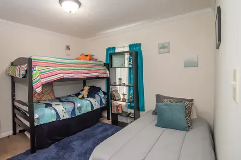 105 Robinhood Drive Exeter NH 03833