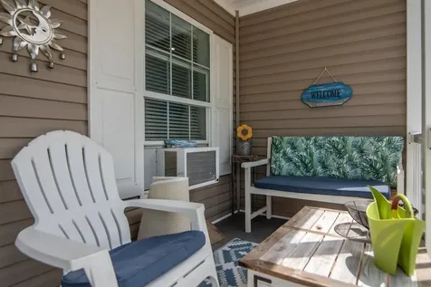 105 Robinhood Drive Exeter NH 03833