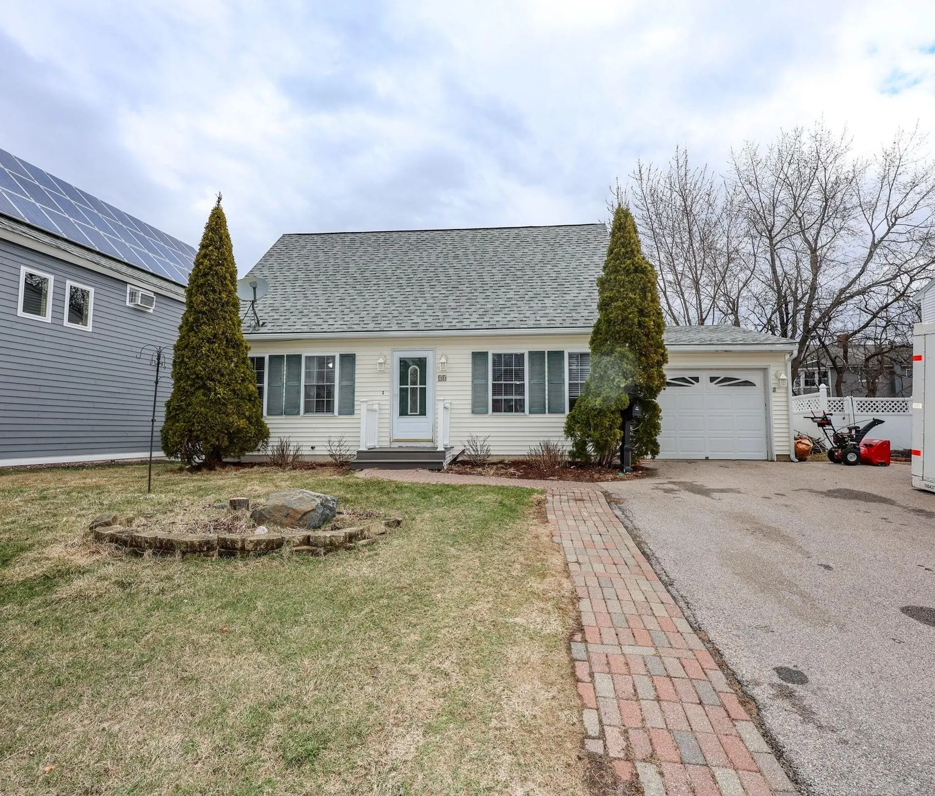 90 Monroe Street Nashua NH 03060