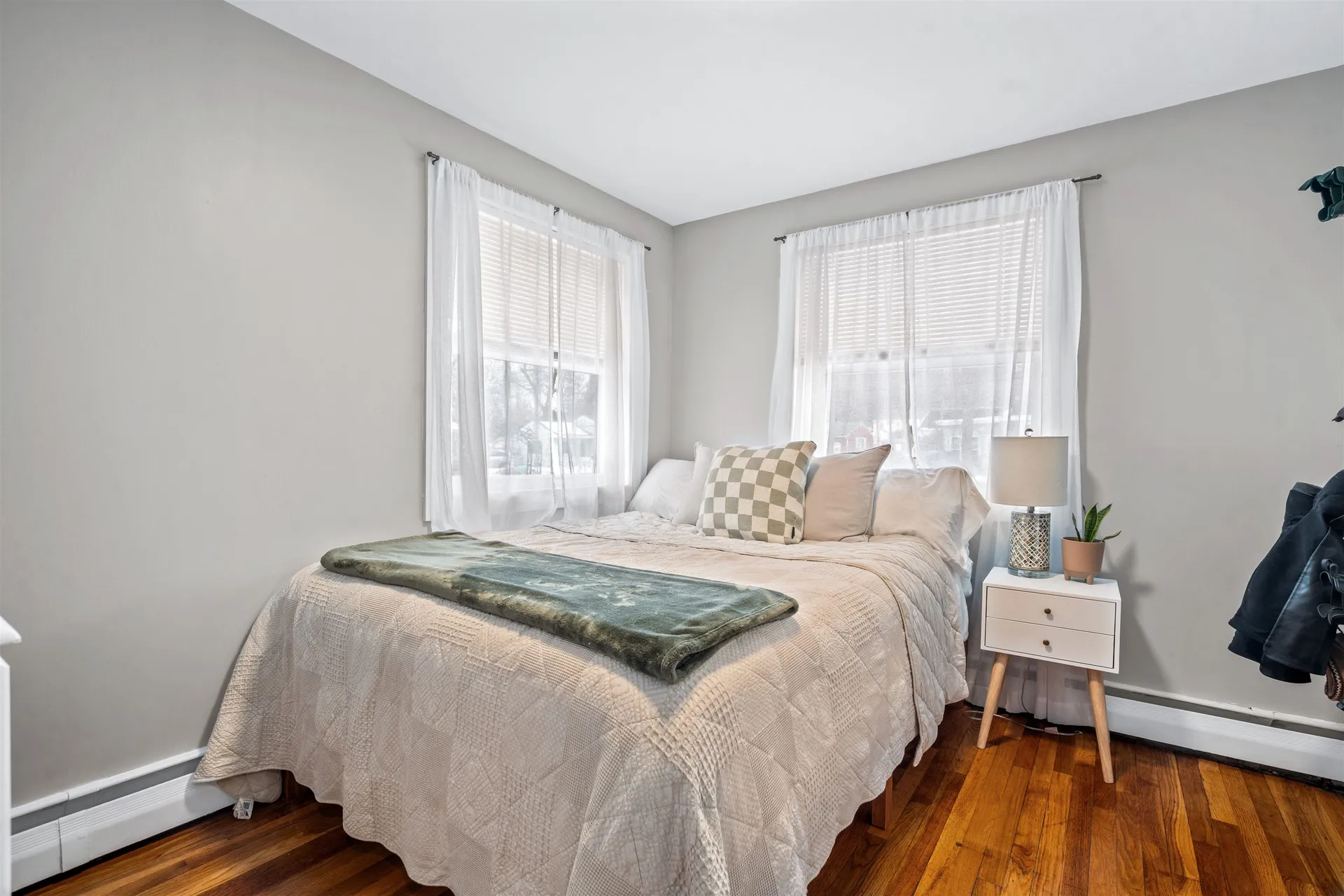 39 Kings Court Manchester NH 03103