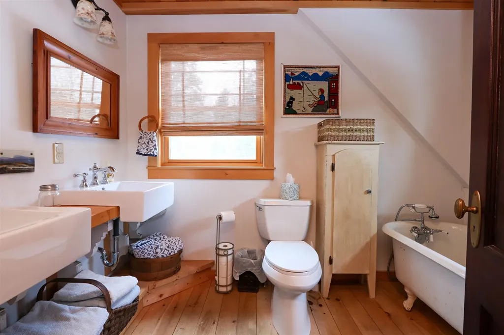 700 Peacham Pond Road Peacham VT 05862