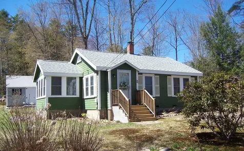 65 Lakeview Avenue Bristol NH 03222