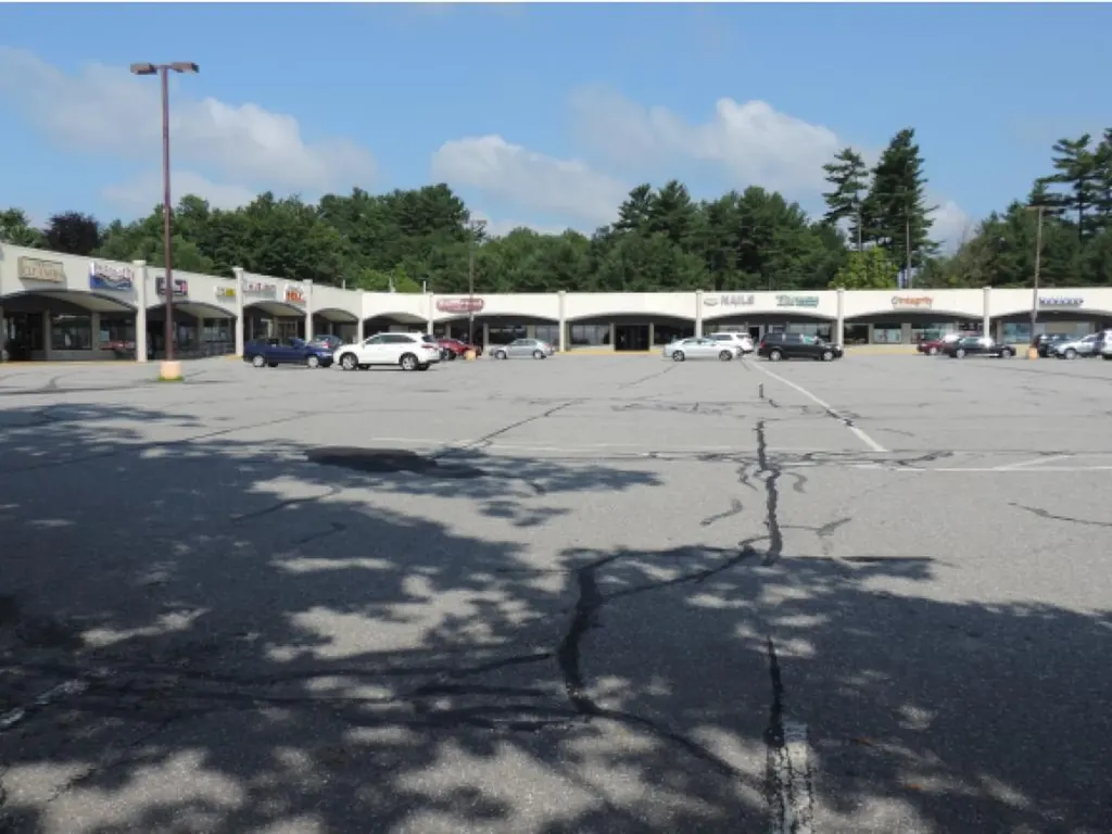 44 Nashua Road Londonderry NH 03053