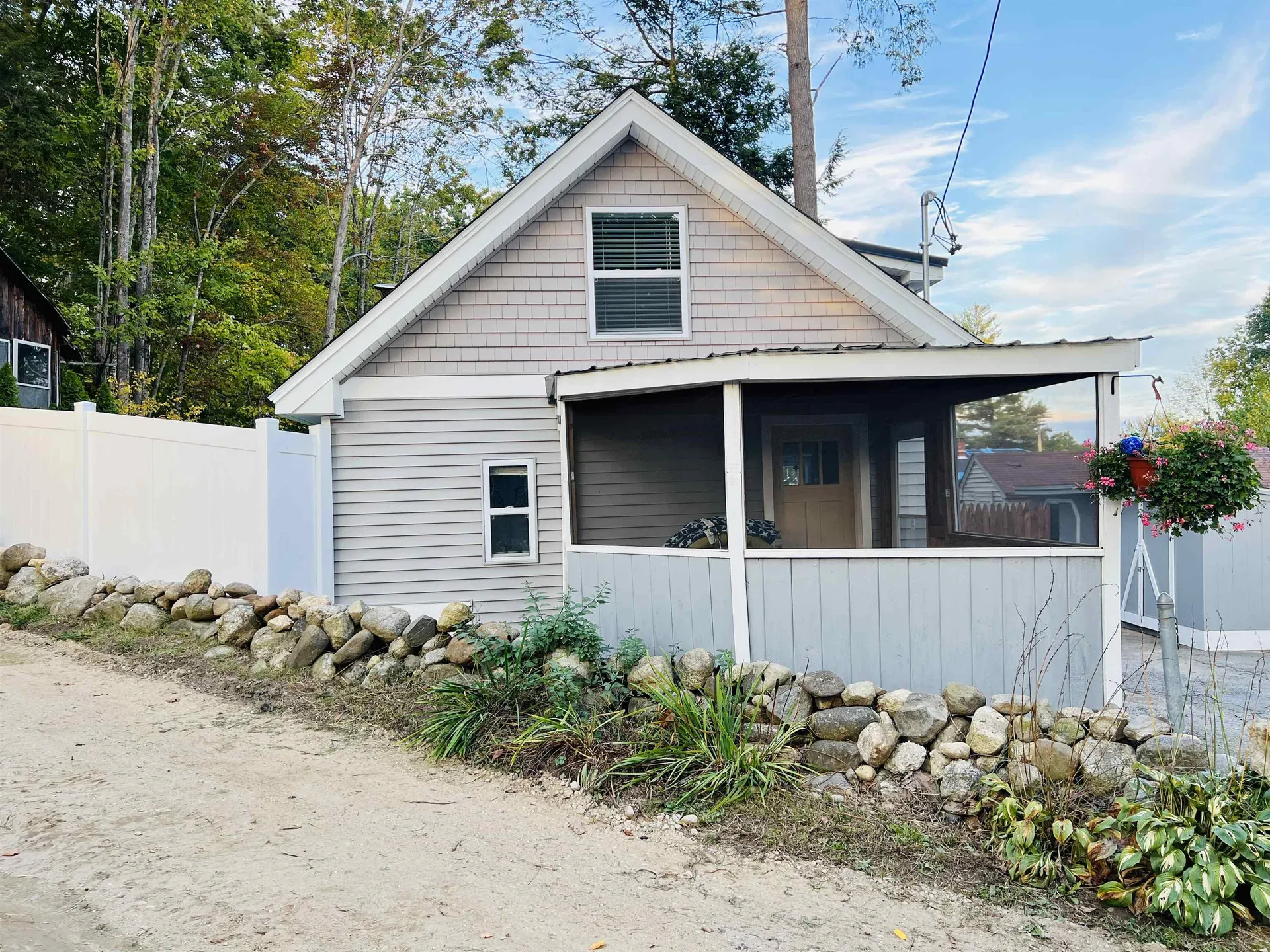 8 Park Avenue Northwood NH 03261