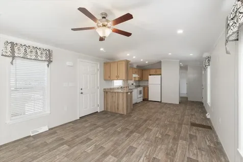 54 Hagop Road Salem NH 03079