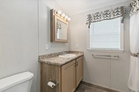 54 Hagop Road Salem NH 03079
