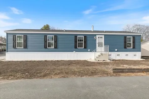 54 Hagop Road Salem NH 03079