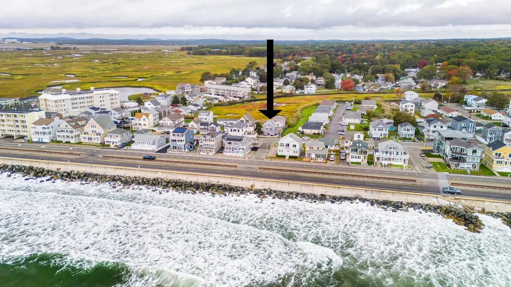 28 Kings Highway Hampton NH 03842