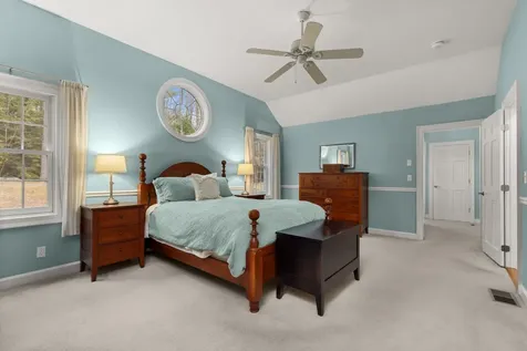 4 Peninsula Drive Stratham NH 03885