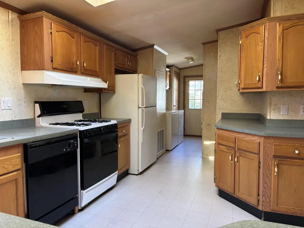 58 Magnolia Lane Belmont NH 03220