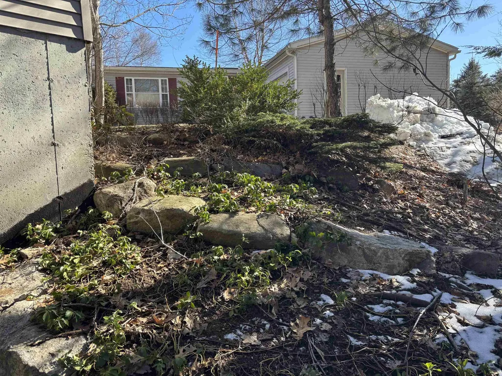 58 Magnolia Lane Belmont NH 03220