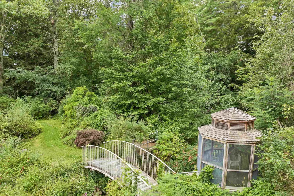 58 Magnolia Lane Belmont NH 03220