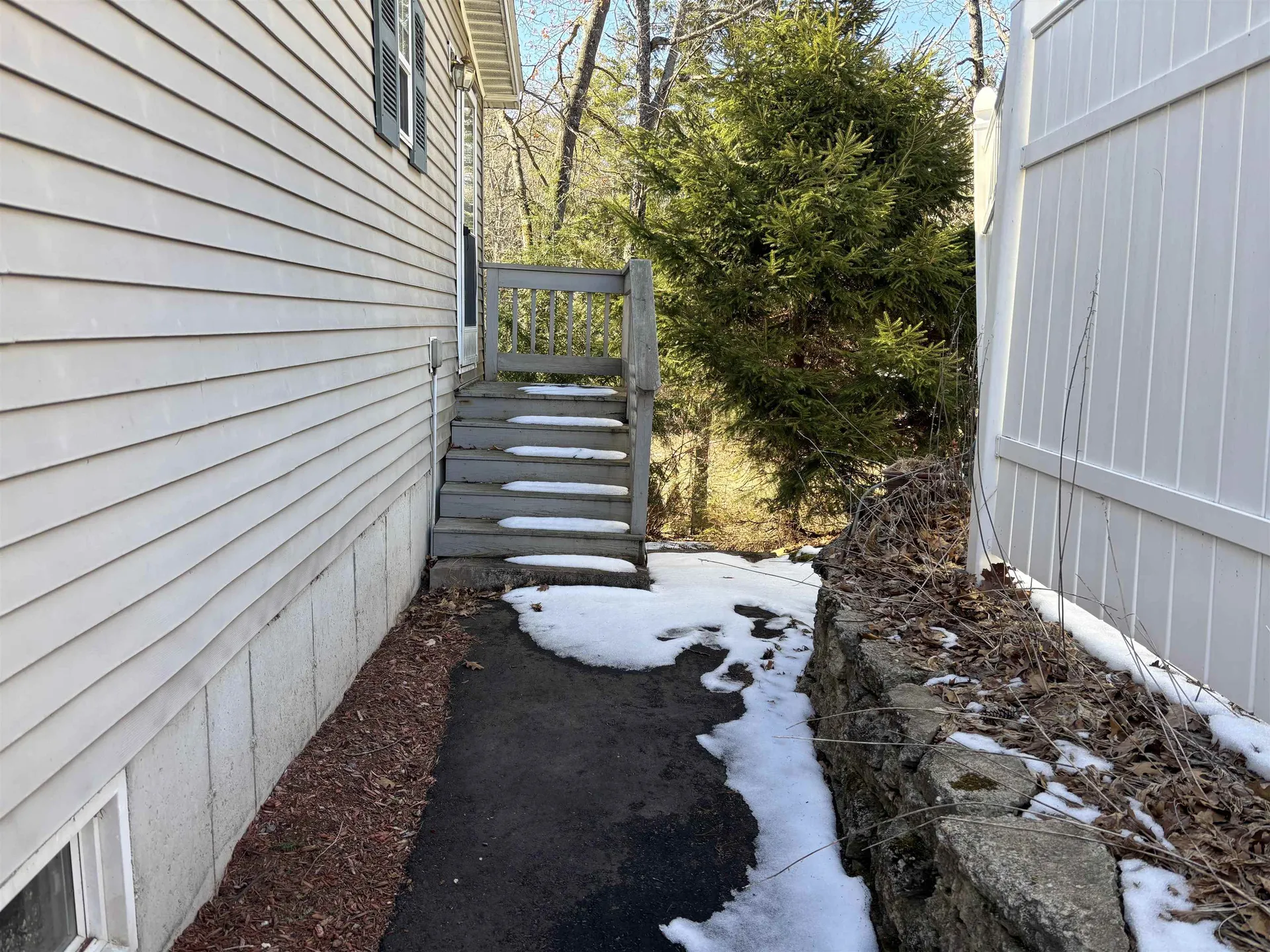 58 Magnolia Lane Belmont NH 03220