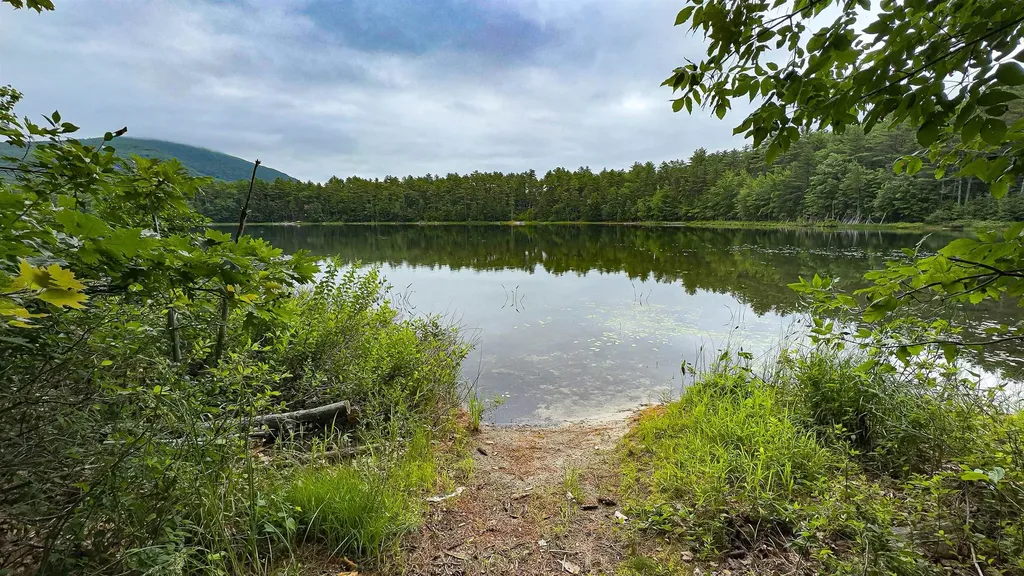 62-B Long Pond Drive Denmark ME 04022