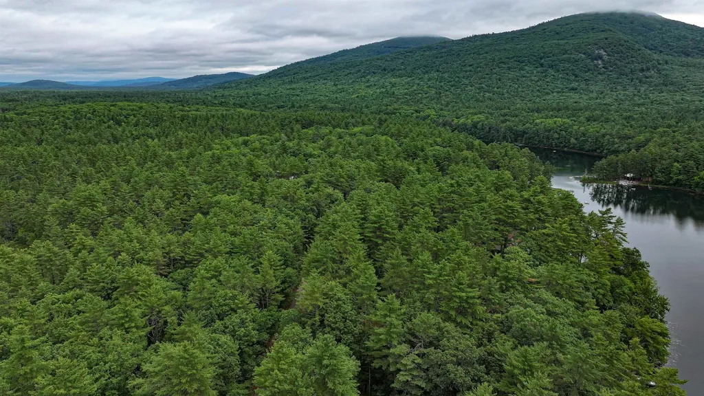 62-B Long Pond Drive Denmark ME 04022