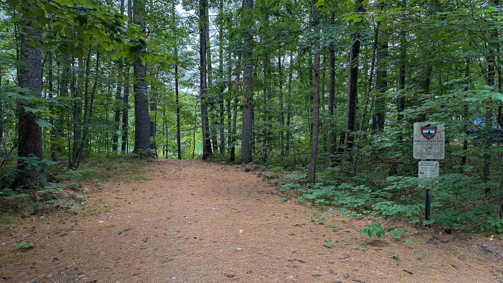 62-B Long Pond Drive Denmark ME 04022