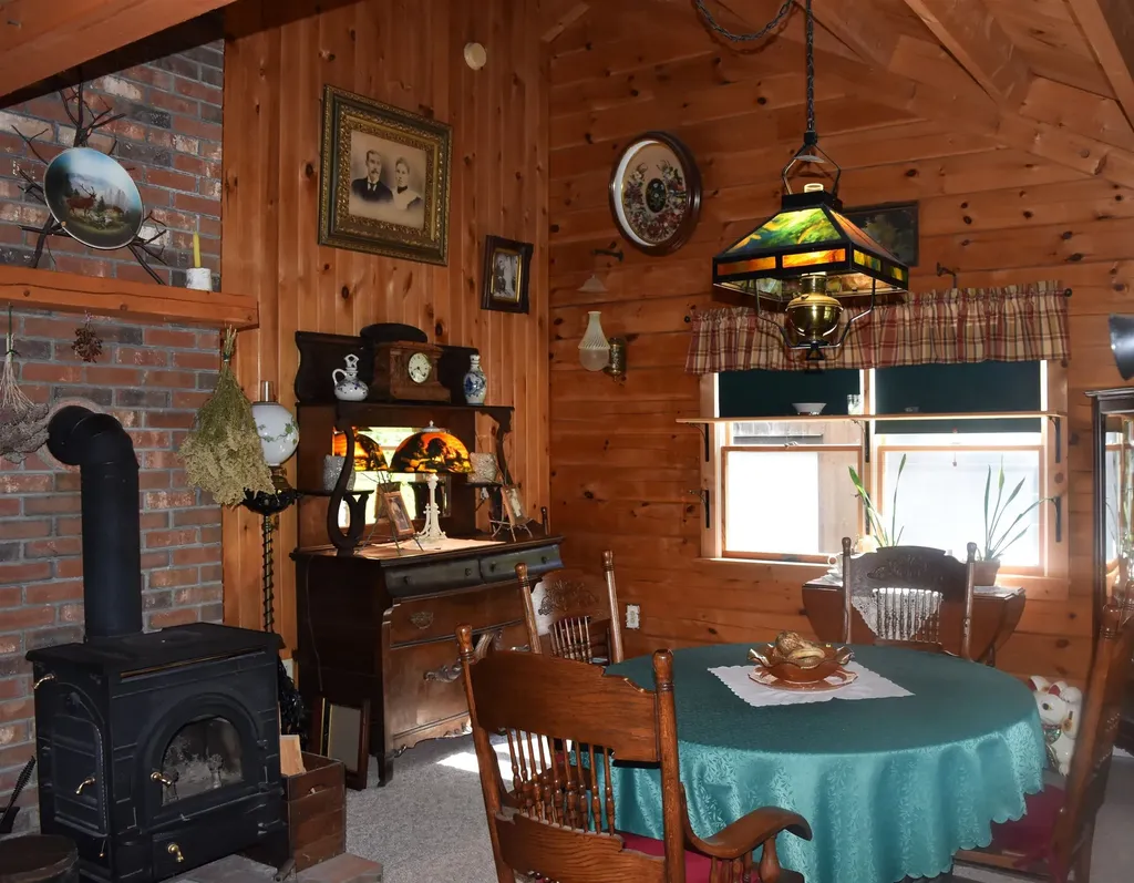 56 Mountain Road Middletown Springs VT 05757