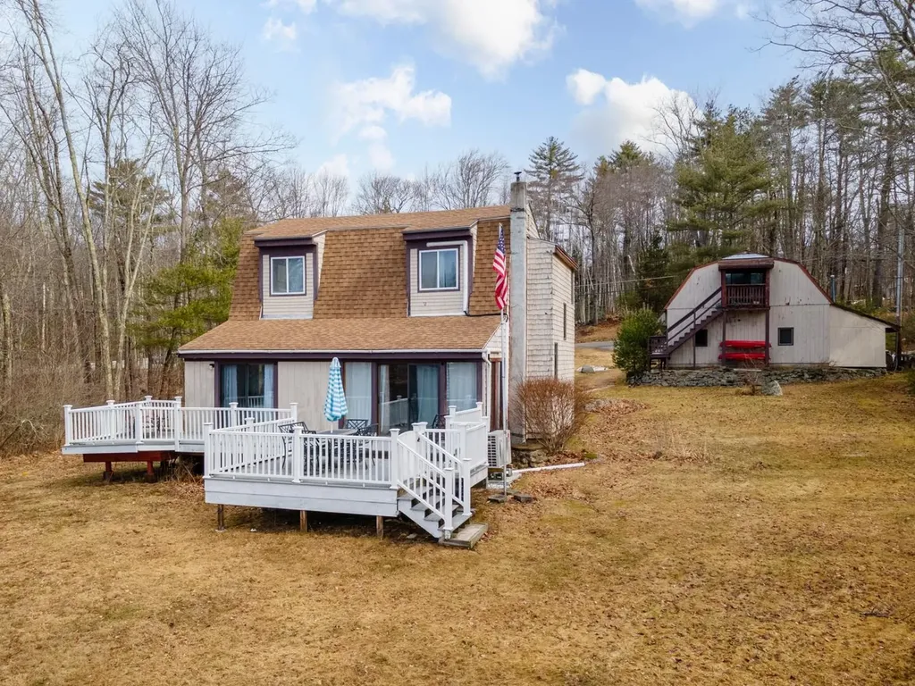 559 Beauty Hill Road Barrington NH 03825