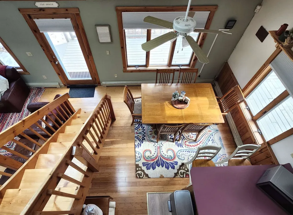 22 Court Street Campton NH 03223