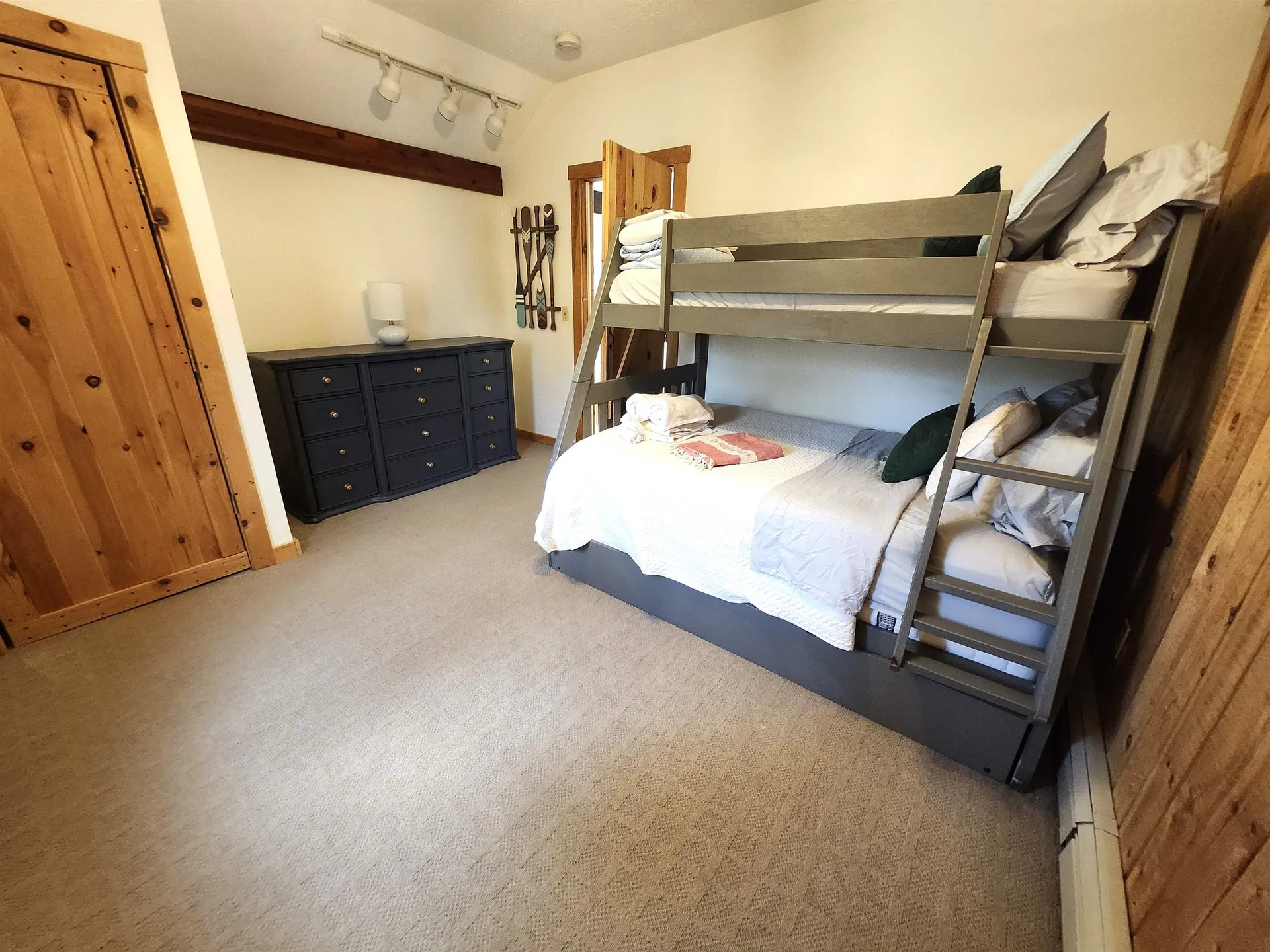 22 Court Street Campton NH 03223