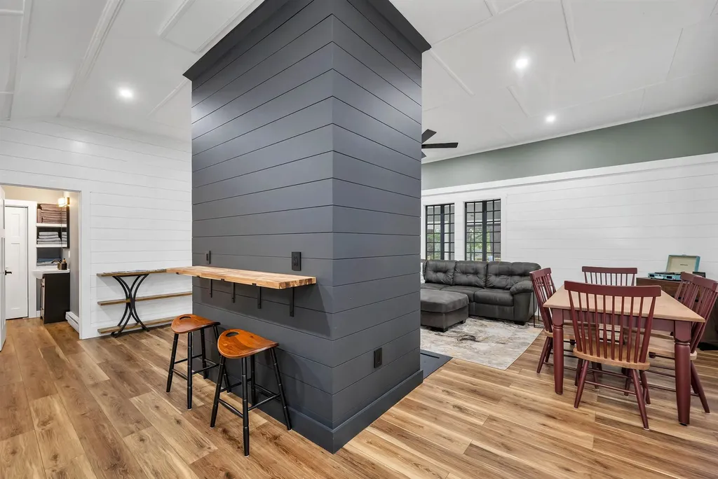 21 Sawicki Lane Belmont NH 03220