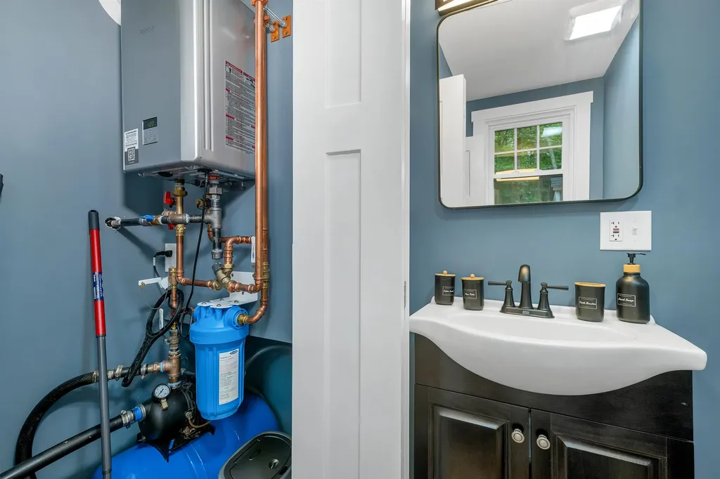 21 Sawicki Lane Belmont NH 03220