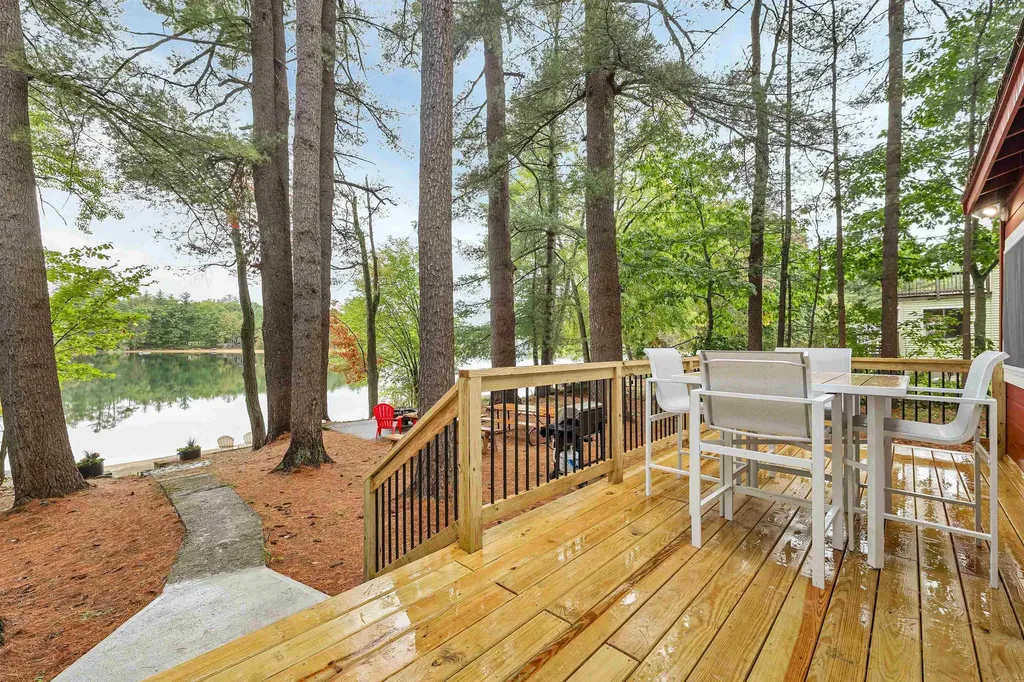 21 Sawicki Lane Belmont NH 03220