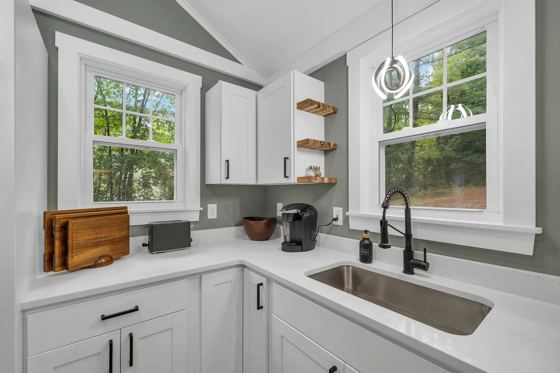 21 Sawicki Lane Belmont NH 03220