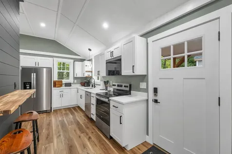 21 Sawicki Lane Belmont NH 03220