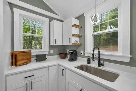 21 Sawicki Lane Belmont NH 03220