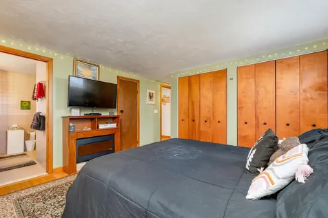 2 Hillrise Lane Meredith NH 03253