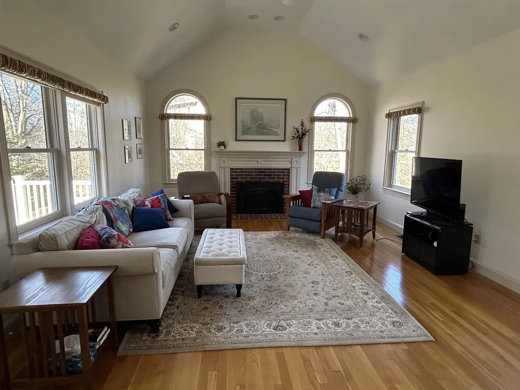 3 Hillside Avenue Exeter NH 03833