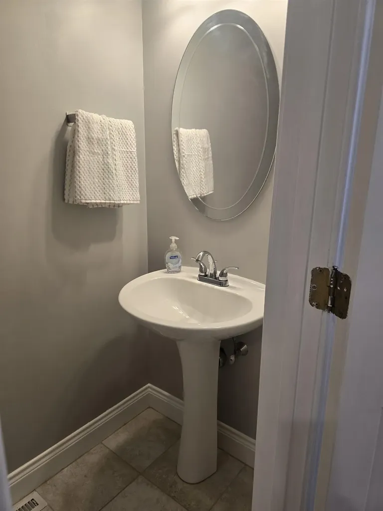 3 Hillside Avenue Exeter NH 03833