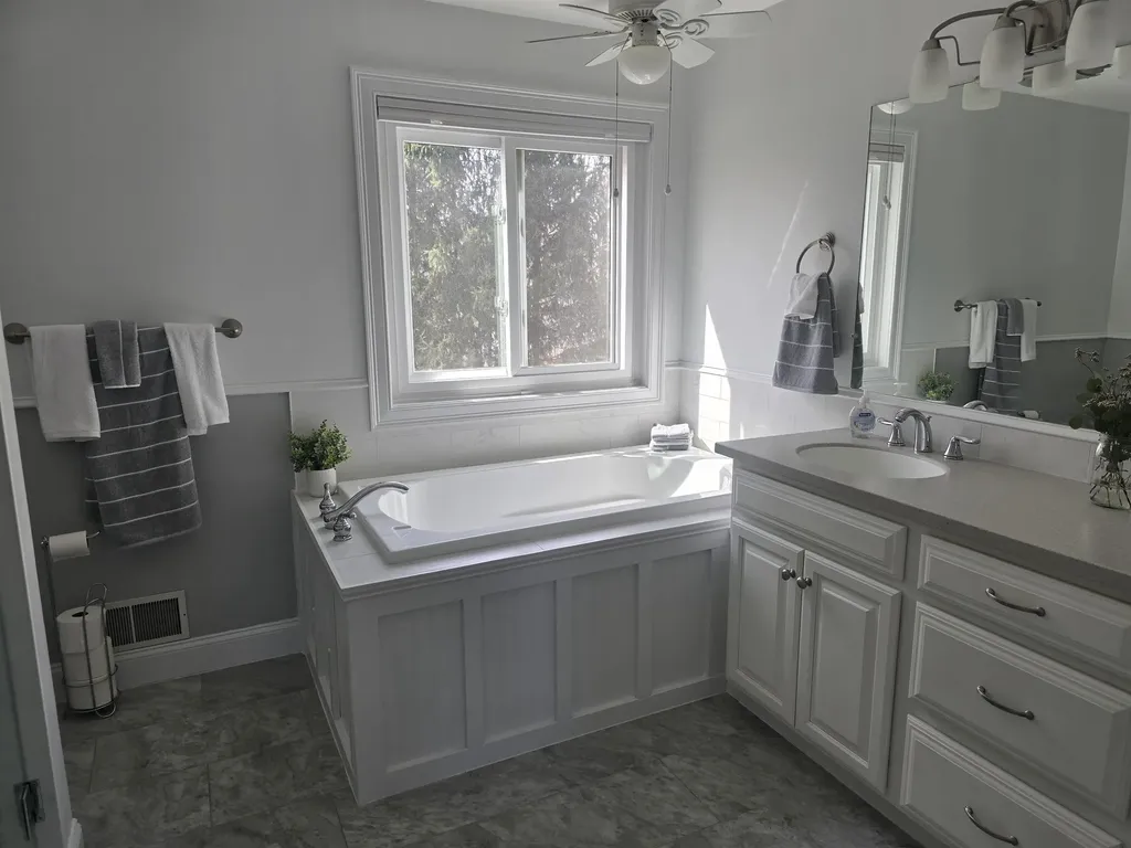 3 Hillside Avenue Exeter NH 03833