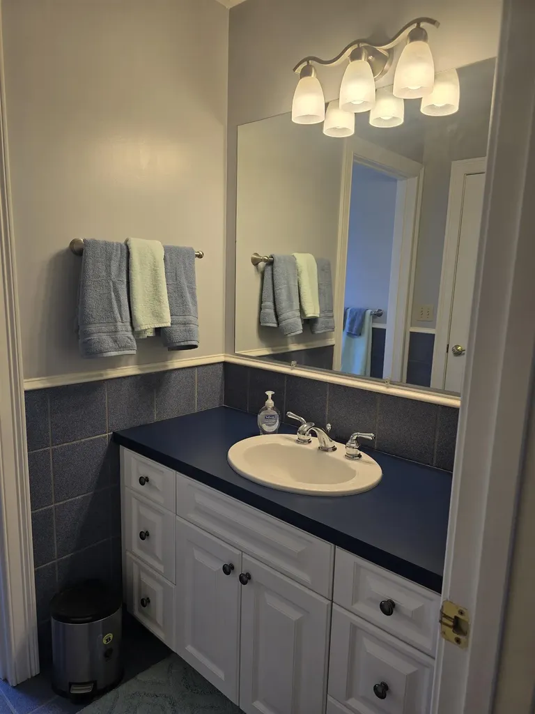 3 Hillside Avenue Exeter NH 03833