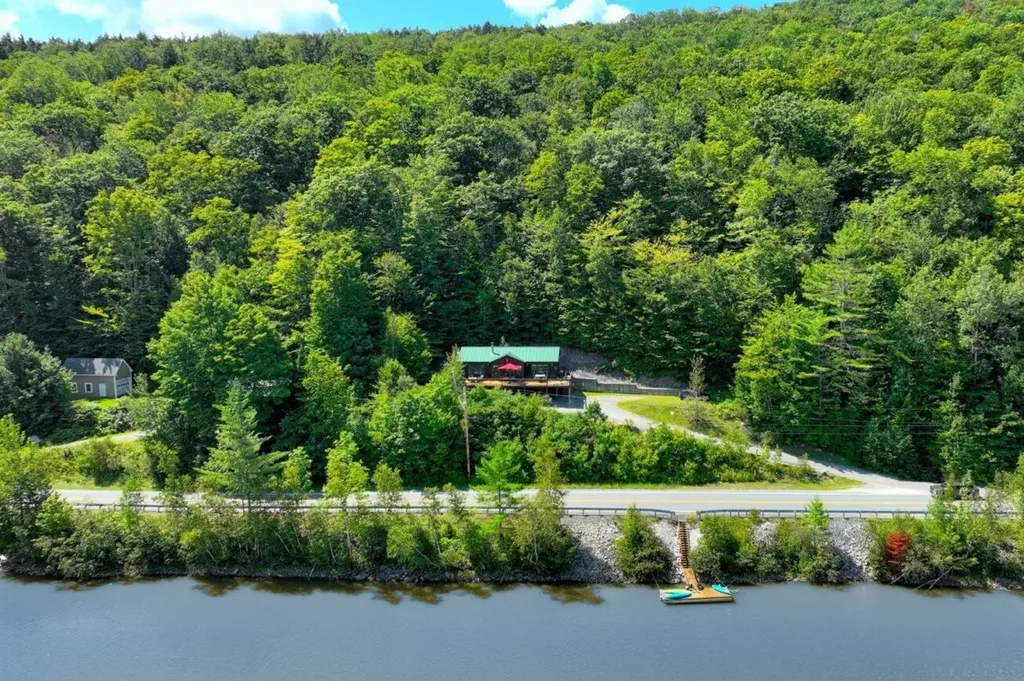 1583 Route 100 Plymouth VT 05056