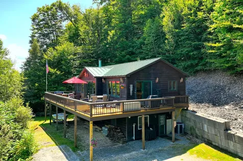 1583 Route 100 Plymouth VT 05056