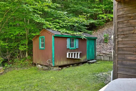 1583 Route 100 Plymouth VT 05056