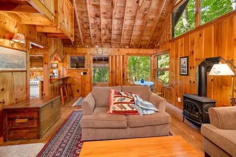 132 Nary Shores Road Wolfeboro NH 03894