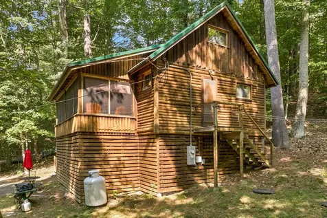 132 Nary Shores Road Wolfeboro NH 03894