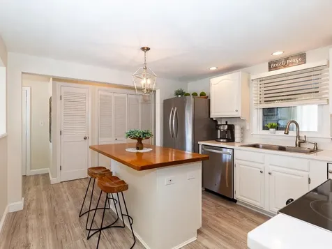 9 Fairfield Drive Hampton NH 03842