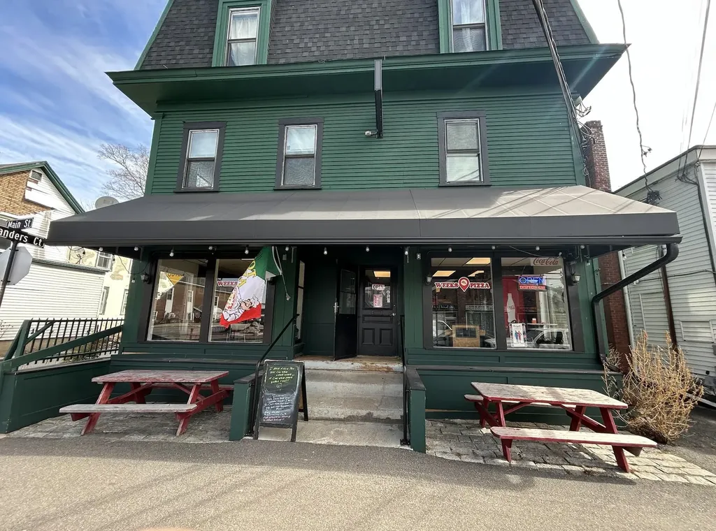 23 Main Street Goffstown NH 03045