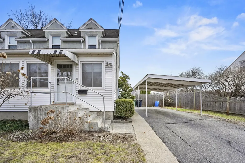 26 Grand Avenue Nashua NH 03060