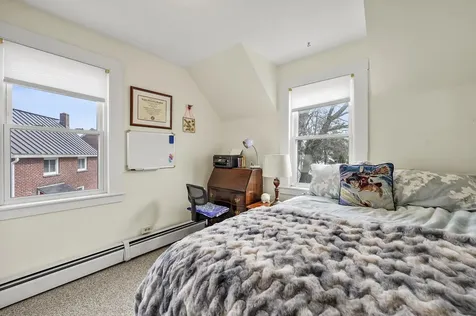 24 Grand Avenue Nashua NH 03060