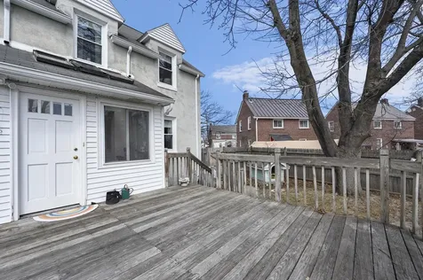 24 Grand Avenue Nashua NH 03060