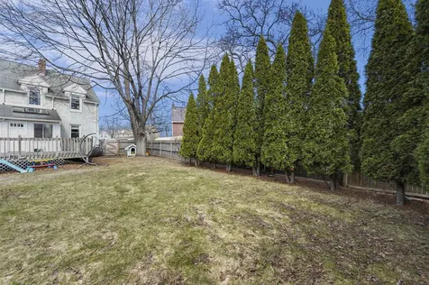 24 Grand Avenue Nashua NH 03060
