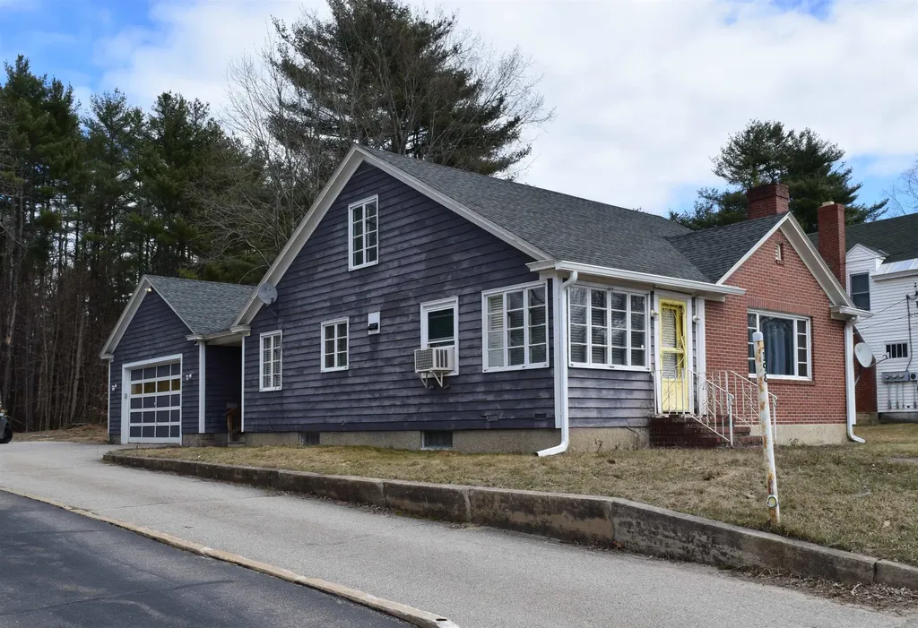 198 S Main Street Rochester NH 03867