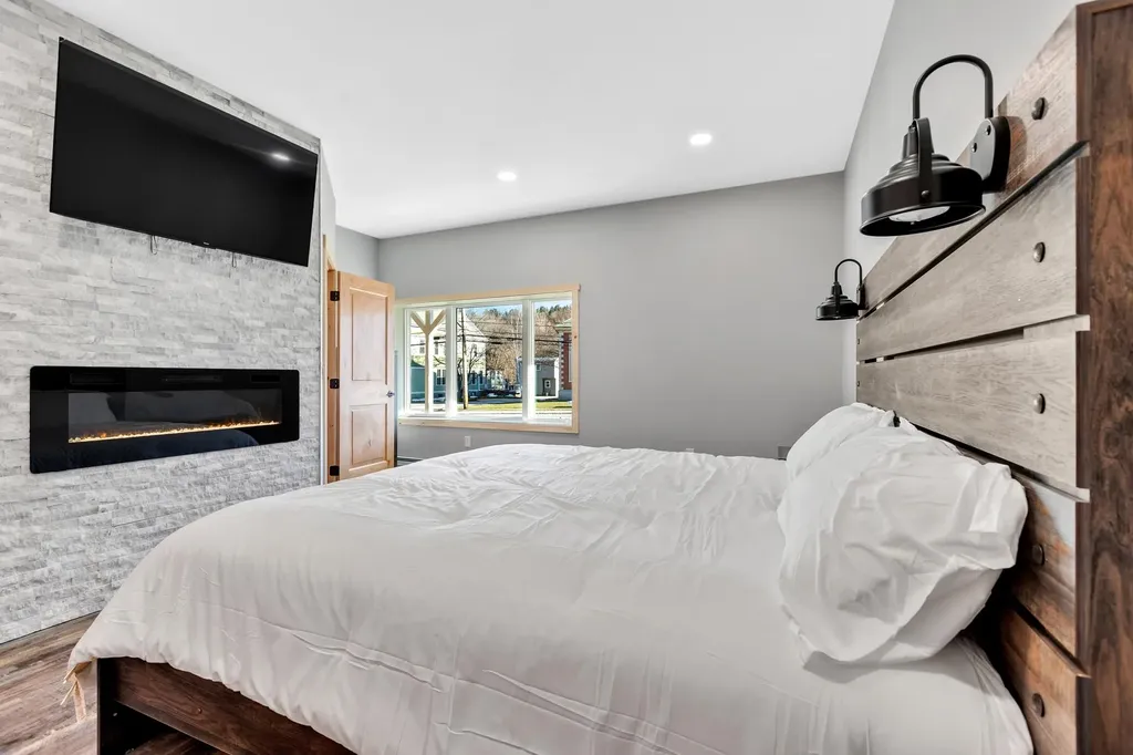 85 Main Street Ludlow VT 05149