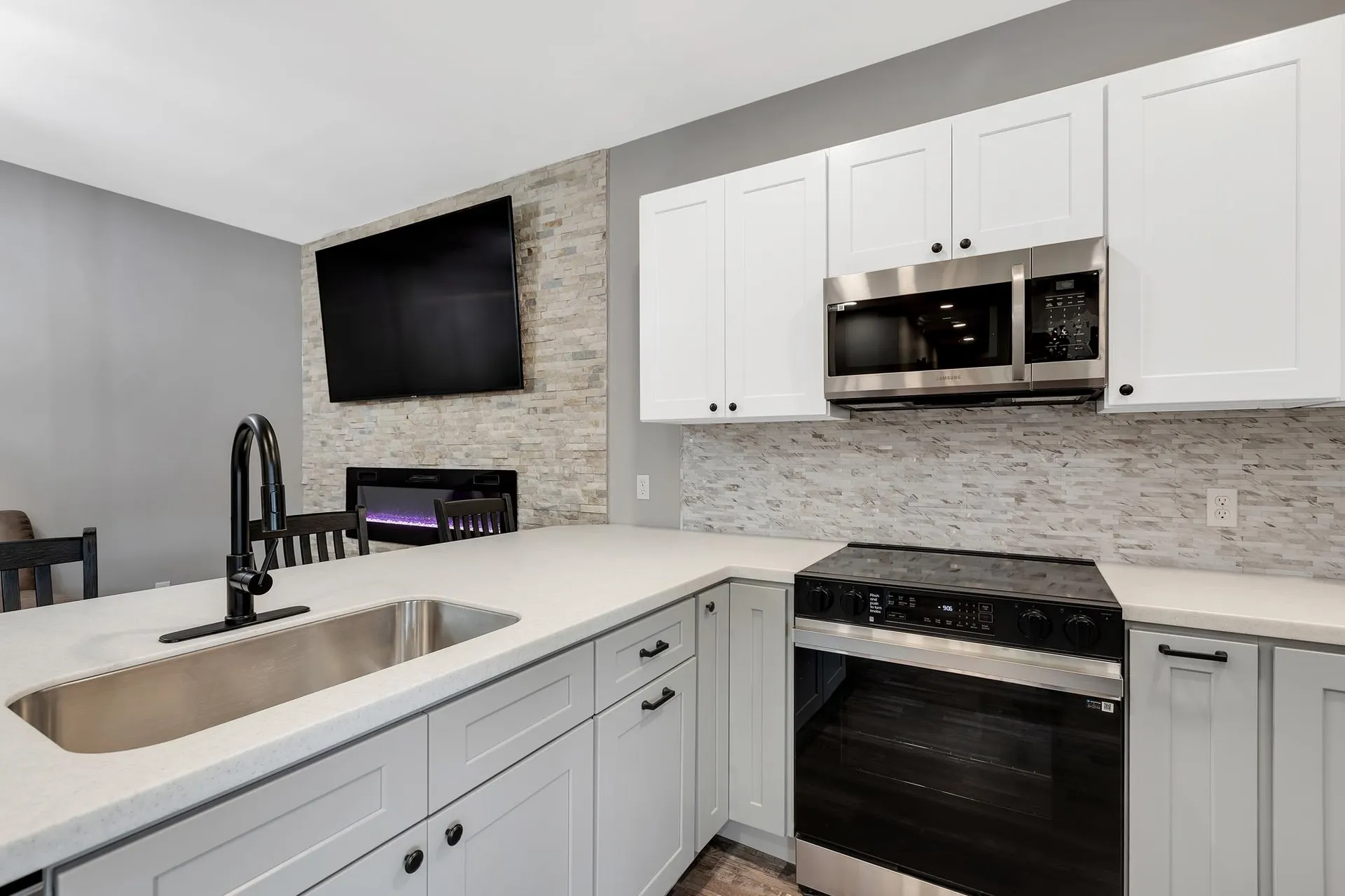 85 Main Street Ludlow VT 05149