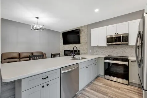 85 Main Street Ludlow VT 05149